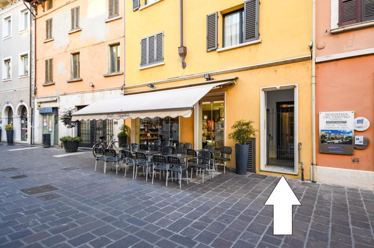 Apartamento Desenzanoloft Blue Lake Star Desenzano del Garda Exterior foto