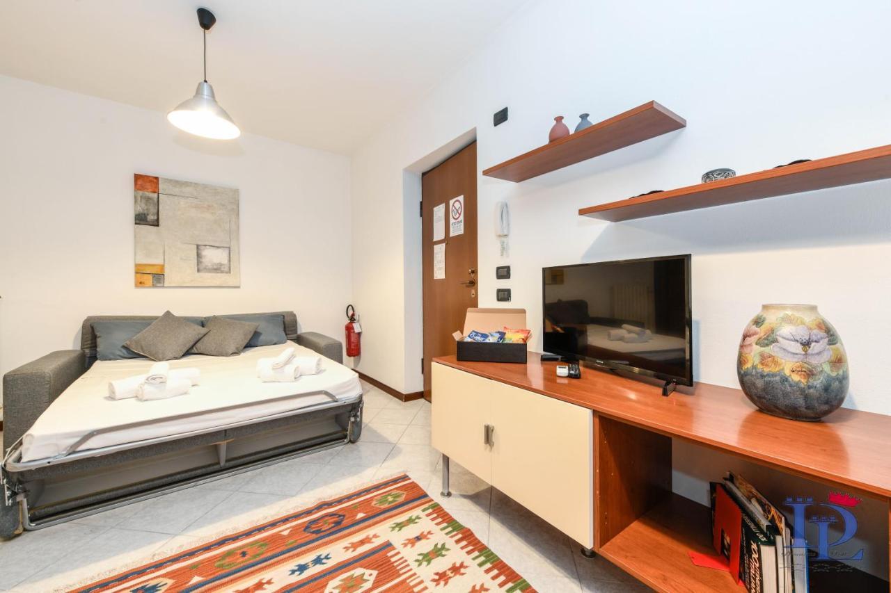 Apartamento Desenzanoloft Blue Lake Star Desenzano del Garda Exterior foto